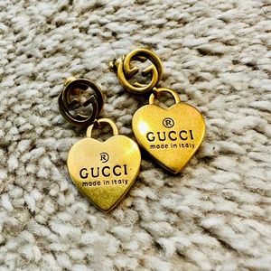 - Let them know you are the Icon❗️  Gucci Iconic Logo Earring❗️✨